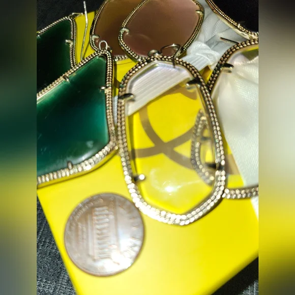 Vintage KENDRA SCOTT - Earring Haul Colorful Stone Drop Earrings - Picture 2 of 6